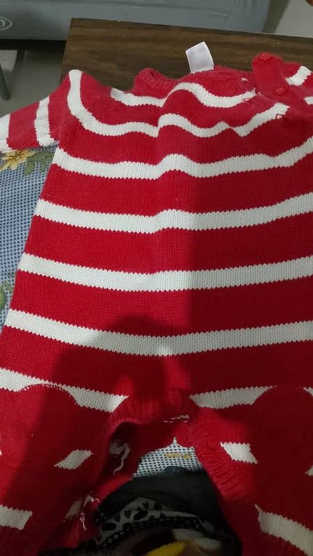 new clothes n swaddle in very excellent condition 4