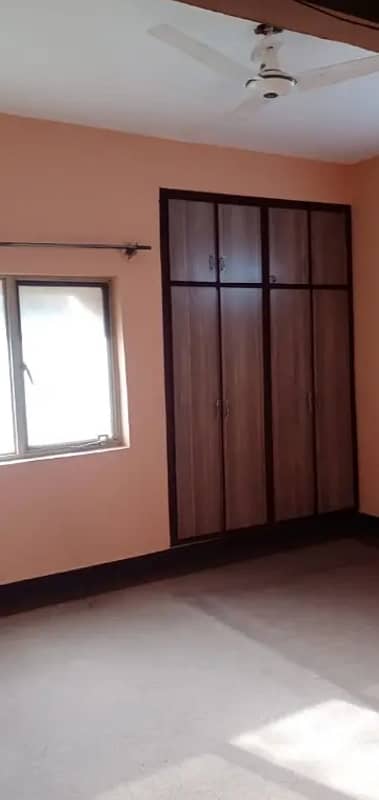 G-11/4 FGEHA D-Type 2nd Floor Flat For Rent 0