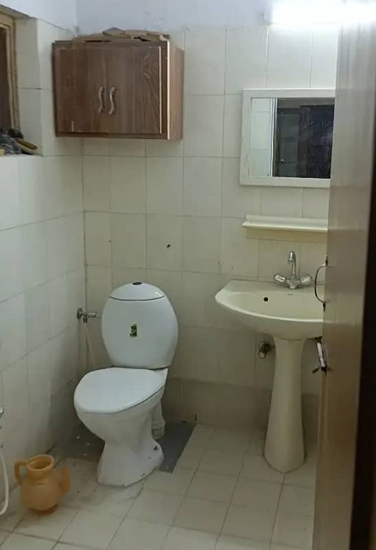 G-11/4 FGEHA D-Type 2nd Floor Flat For Rent 6