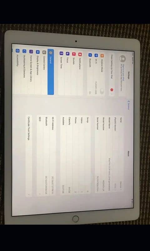 iPad Pro 12.9 inches 2nd generation 1