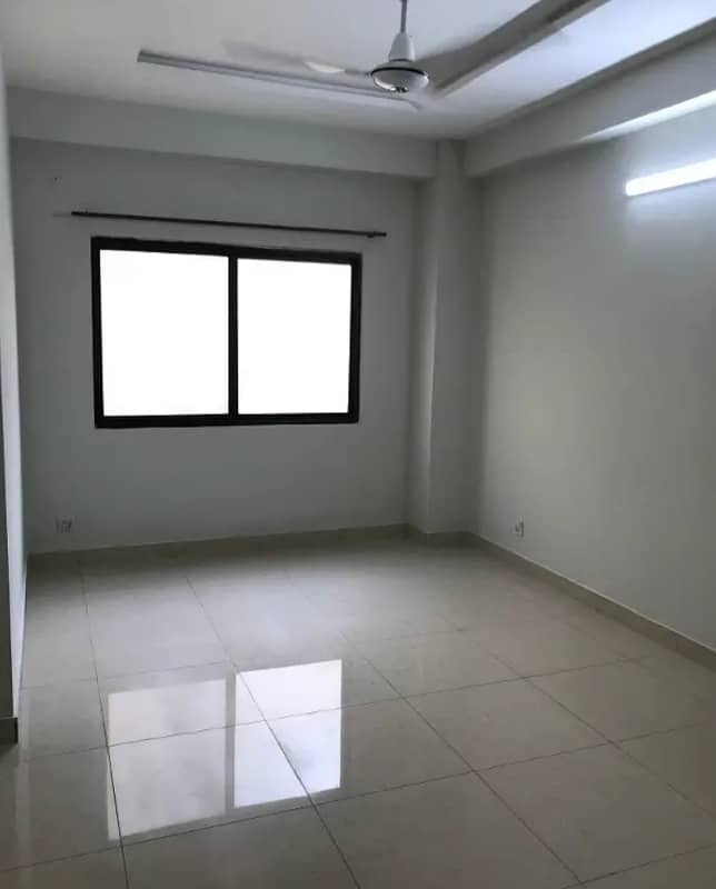 Warda Hamna Apartment Flat For Rent G-11/3 7