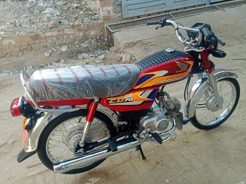 Honda CD 70 motorcycle for sale model 2025 03456561380/03057210160 2