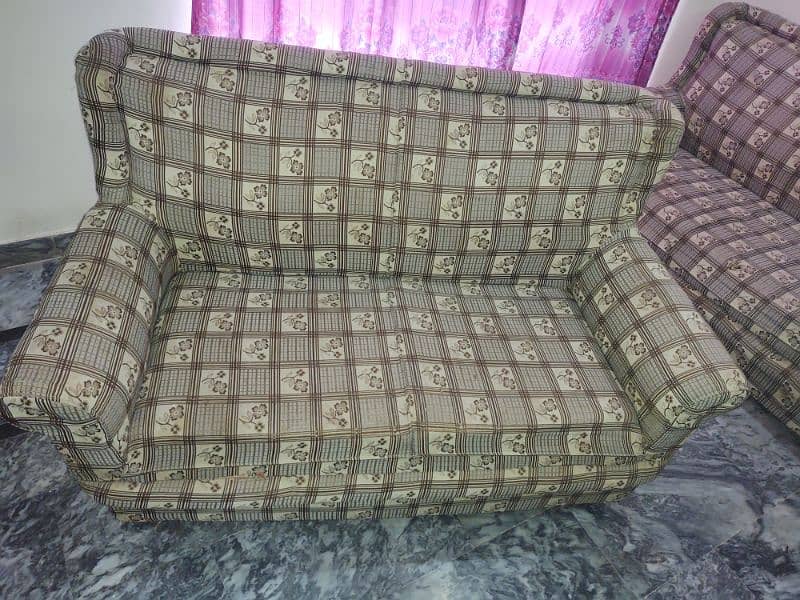 6 Seater sofa set for sale good condition 1