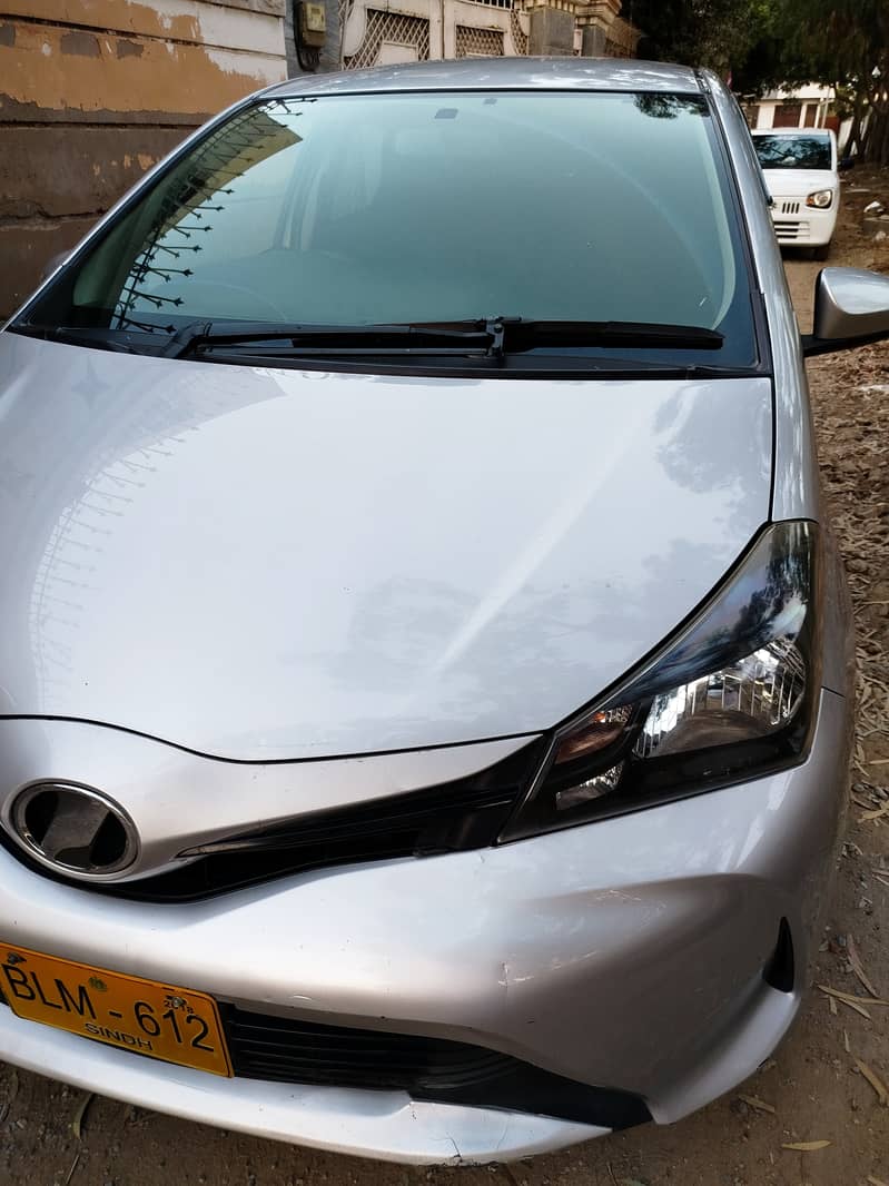 TOYOTA VITZ 2014 2