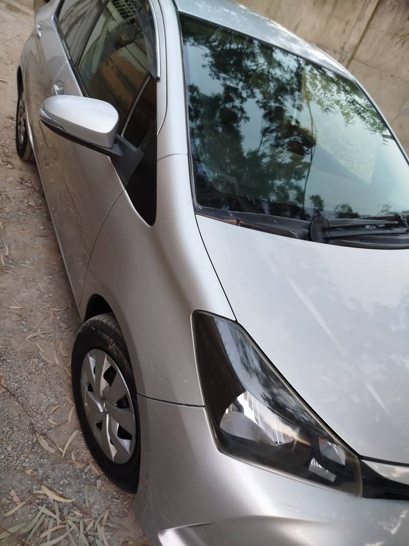 TOYOTA VITZ 2014 4