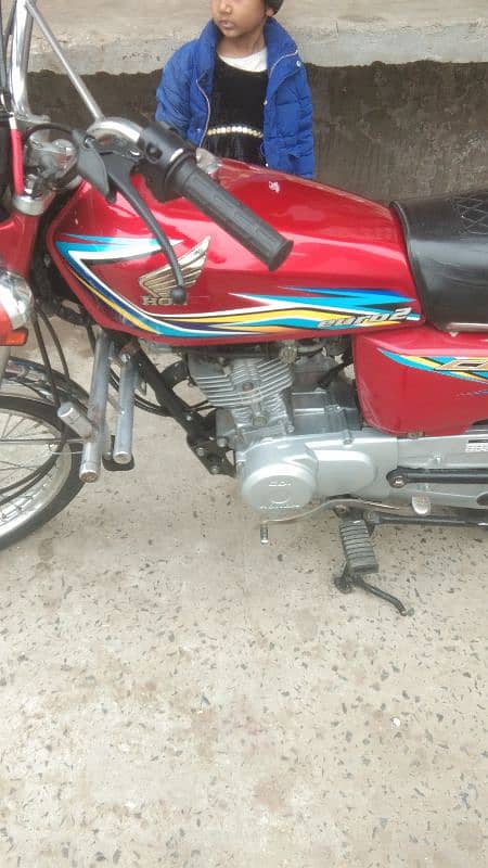 Honda 125 condition 10by 10 mint condition 03014356500 5