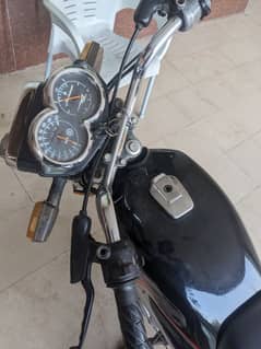 Yamaha junoon 4 stroke