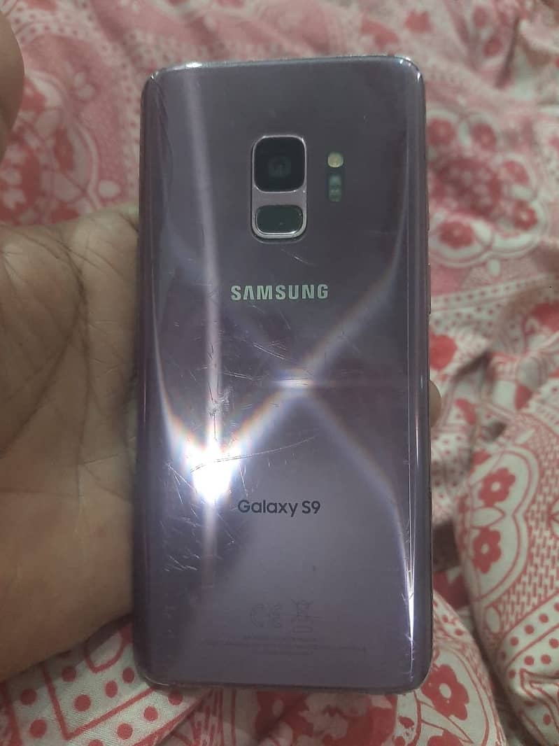 Samsung Mobile S9 4