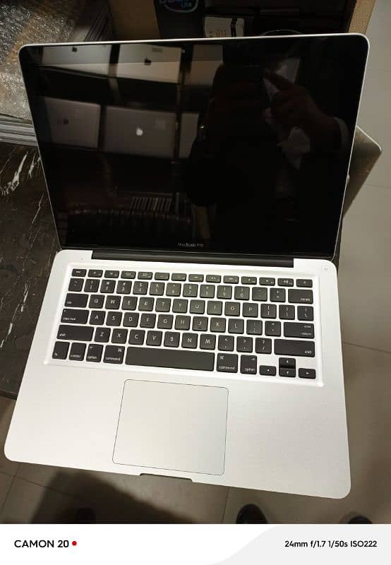 MacBook Pro 2012 - 4GB RAM, 128GB SSD, Original Charger Included 0