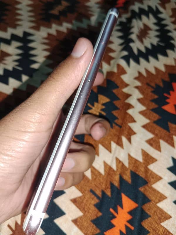 I phone 7plus 128 gb  . Exchange possible 11