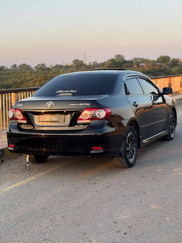 Toyota Corolla Altis SR 2012 6