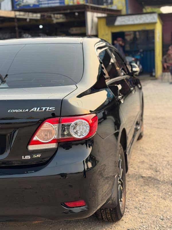 Toyota Corolla Altis SR 2012 10