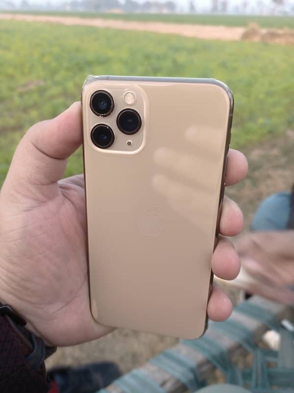 iPhone 11 Pro 512GB Gold PTA Approved 1