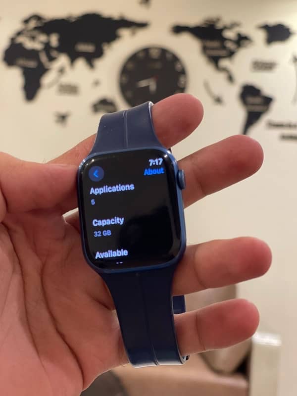 Apple Watch Series 7 45 mm serious buyer contact me 3