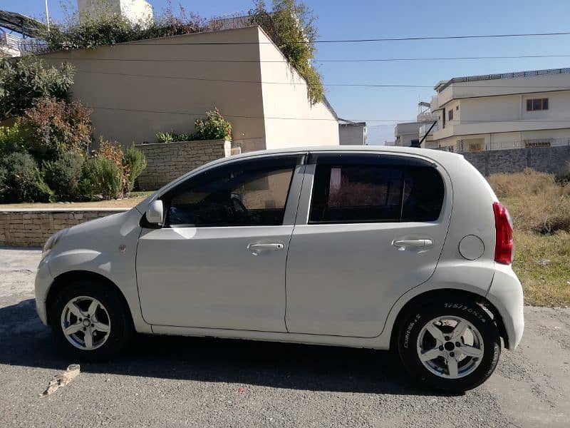 Toyota Passo 2011 1