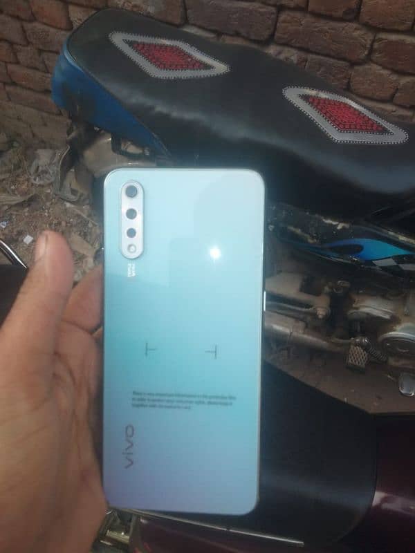 vivo S1 good condition 8gb 256gb contact only WhatsApp 03114793403 5