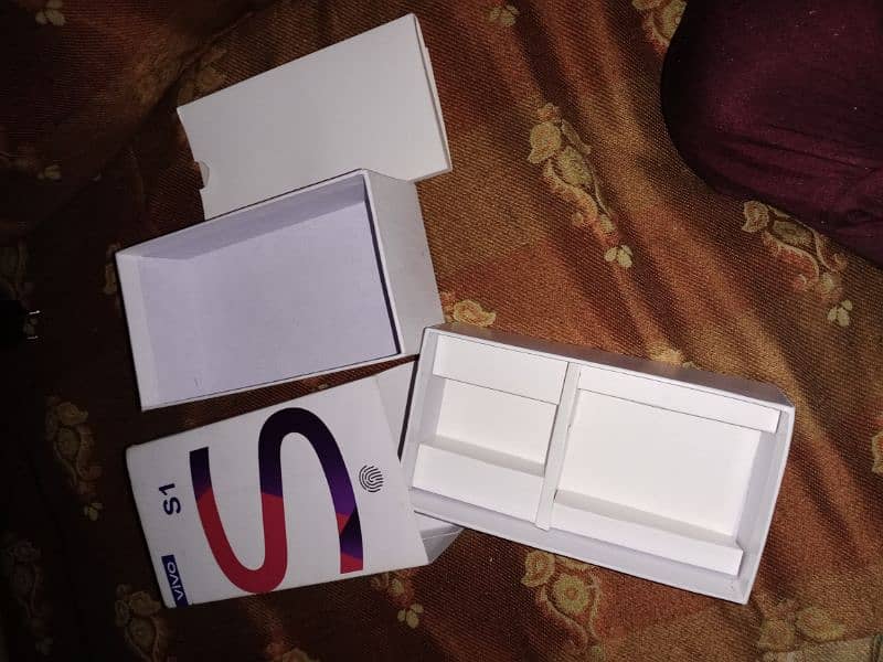 vivo S1 good condition 8gb 256gb contact only WhatsApp 03114793403 8