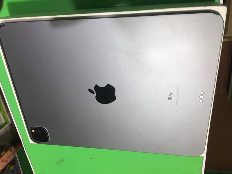 Ipad Pro M1 lush condition like new 12