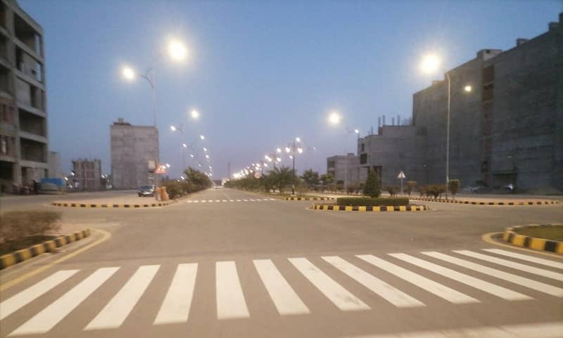 Residential Plot Of 10 Marla Is Available In Contemporary Neighborhood Of Raiwind Road 5