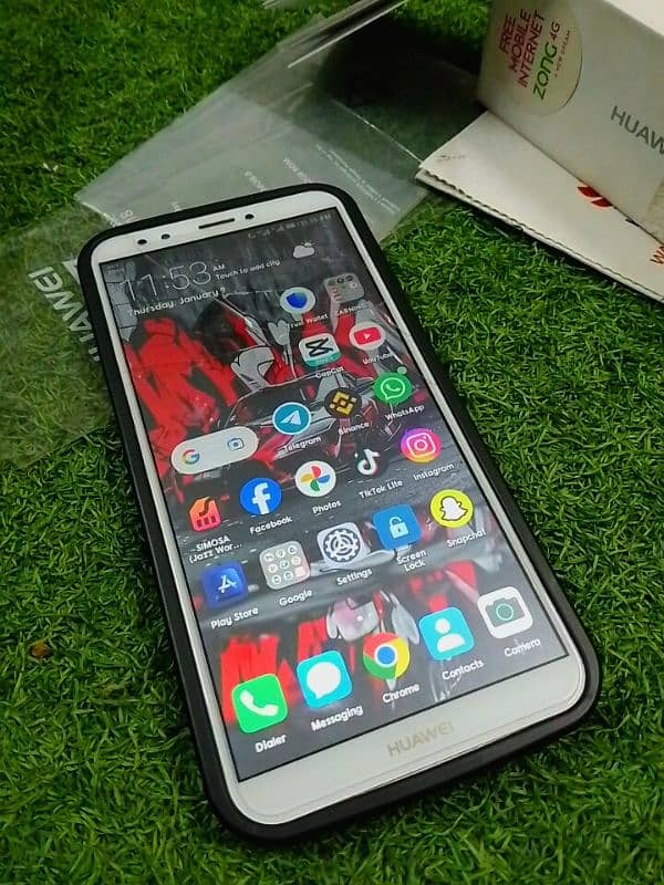 HUAWEI Y7 PRIME 2018 COMPLETE BOX KA SATH. . . URGENT FOR SALE 3