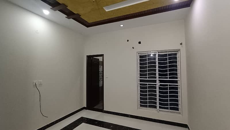 4 Marla 2 Year Use With Gas Double Storey House Available For Sale In Military Account Society Mzzyle Chowk College Road Lahore 2