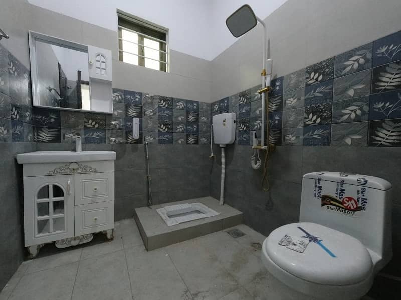 Corner 7 Marla House In Afshan Colony Of Afshan Colony Is Available For sale 26