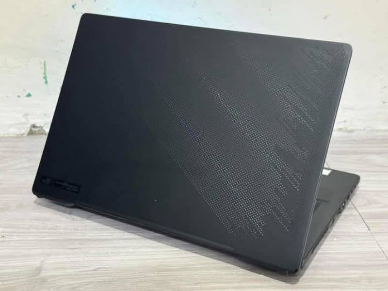 ASUS ROG ZEPHYRUS G16 INTEL CORE I9 1