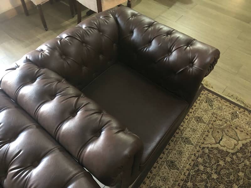 Chester seat Sofa for sale in mint condition 1