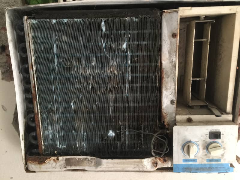 Ship Window Ac 0.75 ton All Okay 1