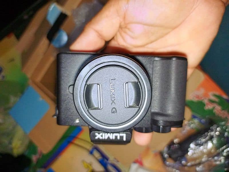 Lumix G100 mirrorless camera 6