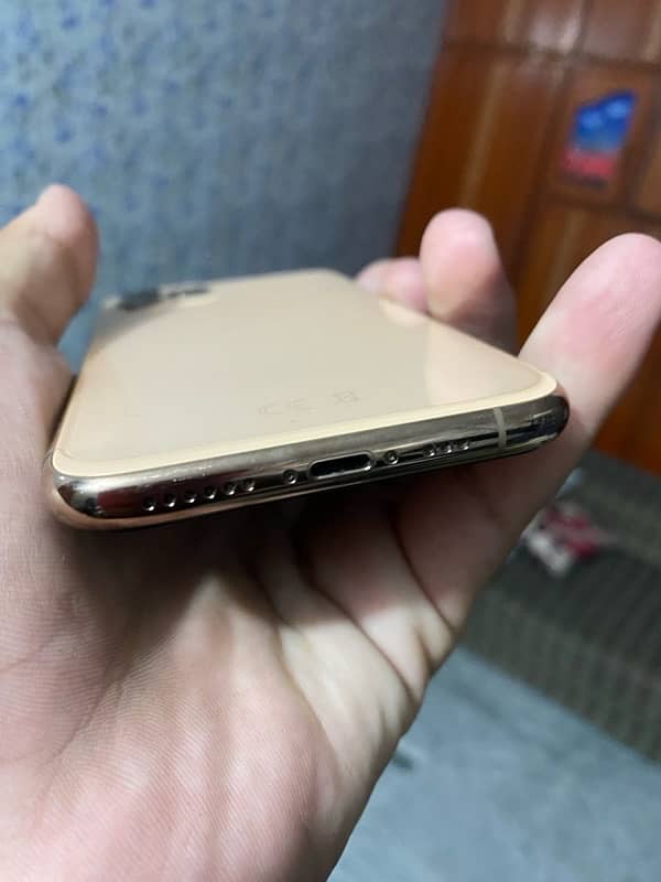 iPhone 11 pro (exchange possible ) 0