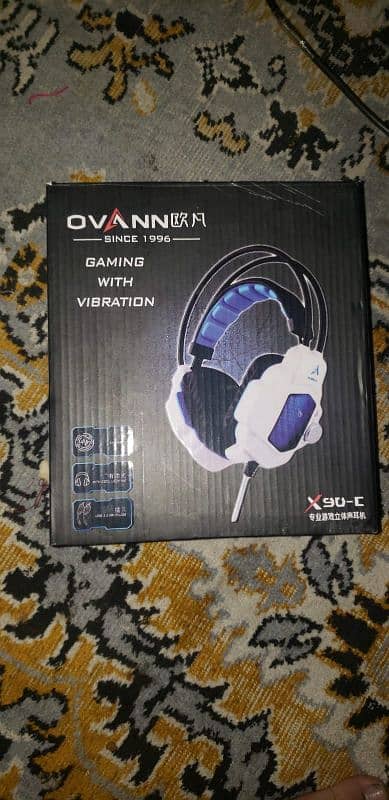 OVAN Headphones with vibration 0