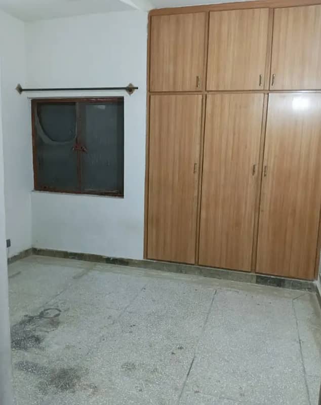 First Floor FGEHA E-Type Flat For Rent G-11/4 3