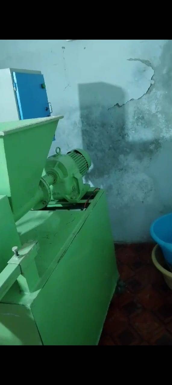 Soap-making machine for sale 1