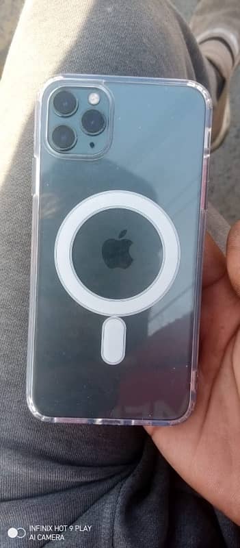 iPhone 11pro max fu unlock only up model exchange 0