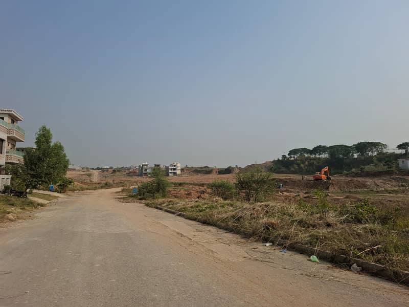 CDA LOP Approve Plot For Sale In Jinnah Garden At Investor Price 1