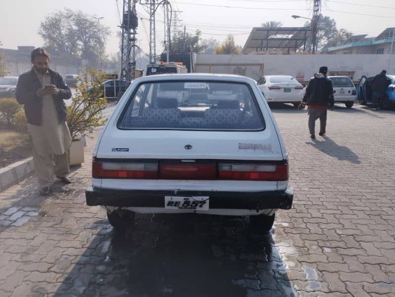 Toyota Starlet 1981 3