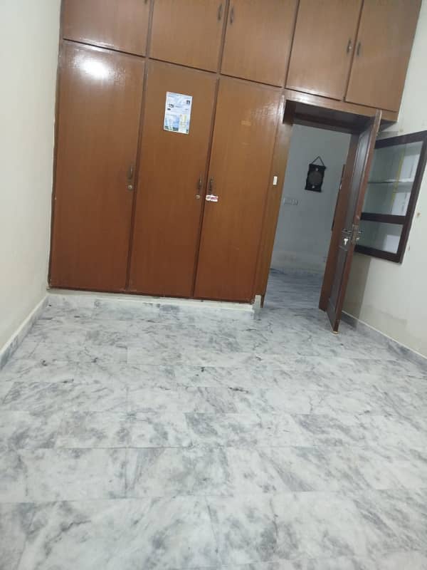 1 kanal house for rent in model town for family or for silent ofc 9