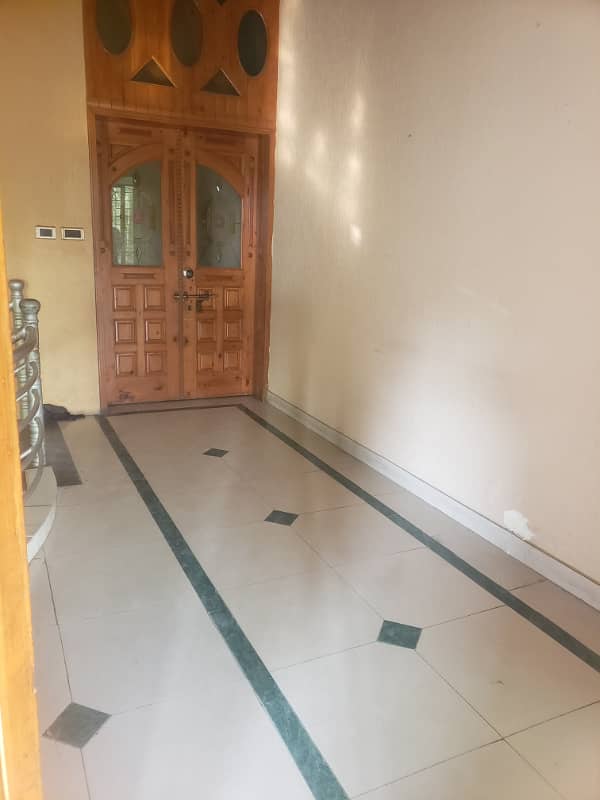 3 bed upper portion for rent in chaklala scheme 3 2