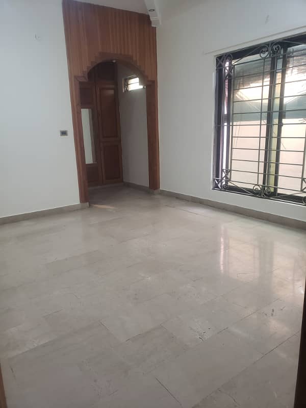 3 bed upper portion for rent in chaklala scheme 3 10