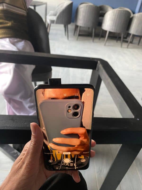 OnePlus 7tpro Mclaren edition 12gb / 256gb 6