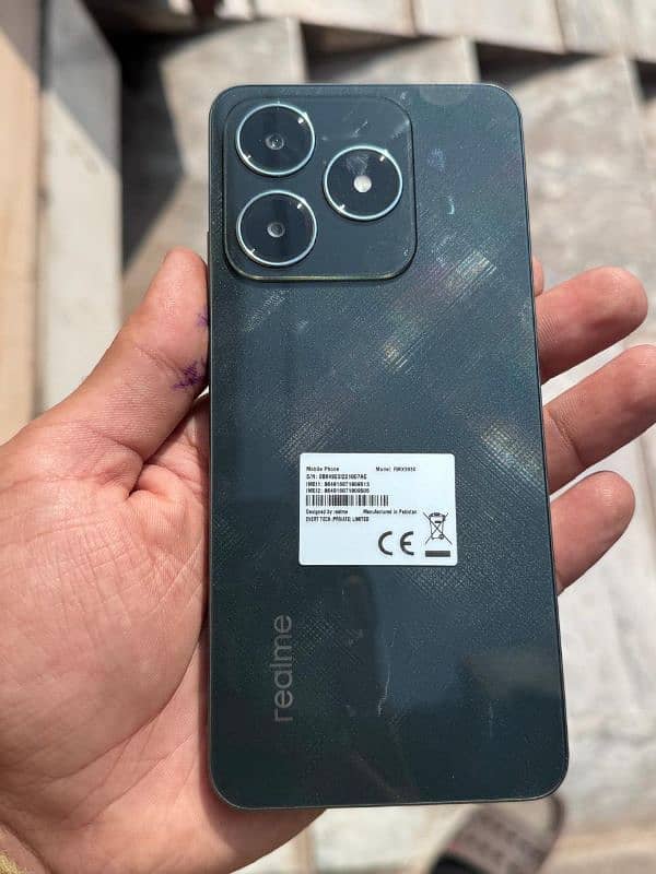 realme C61 3