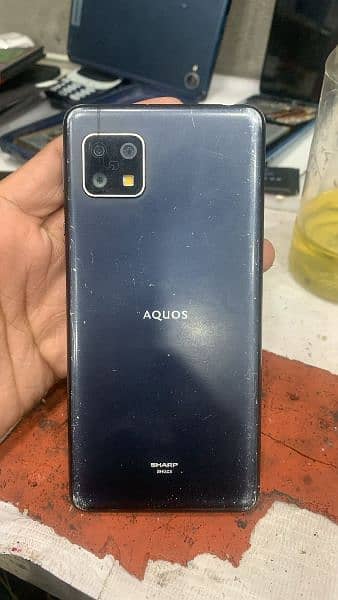 Aquos Sennse5G 4 64 0