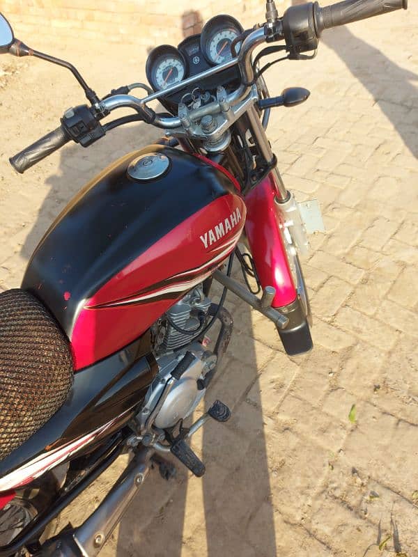 YAMAHA YB125Z 2018 MODEL ALMOST NEW CONDITION 1