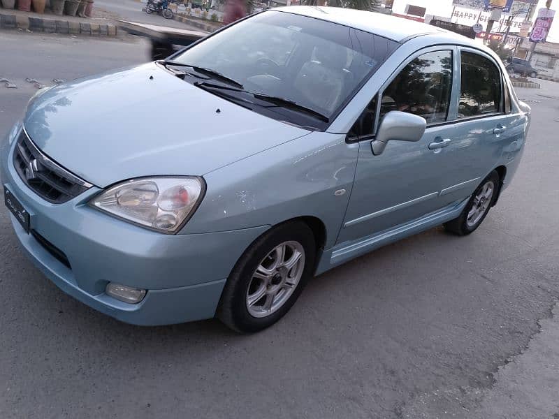 Suzuki Liana 2010 11