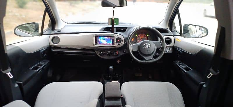 Toyota Vitz 2012 15