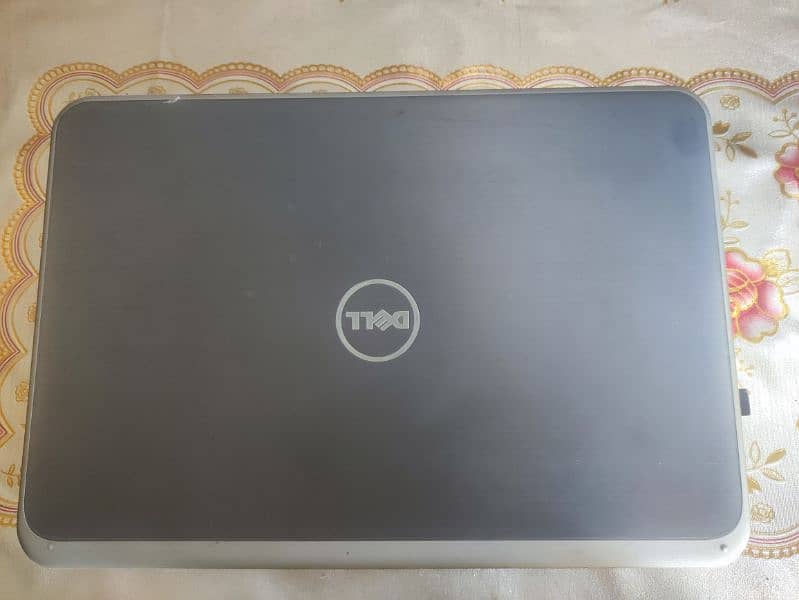 Dell intel(R) i5 4th gen 8 Gb Ram 1 TB Hard 0