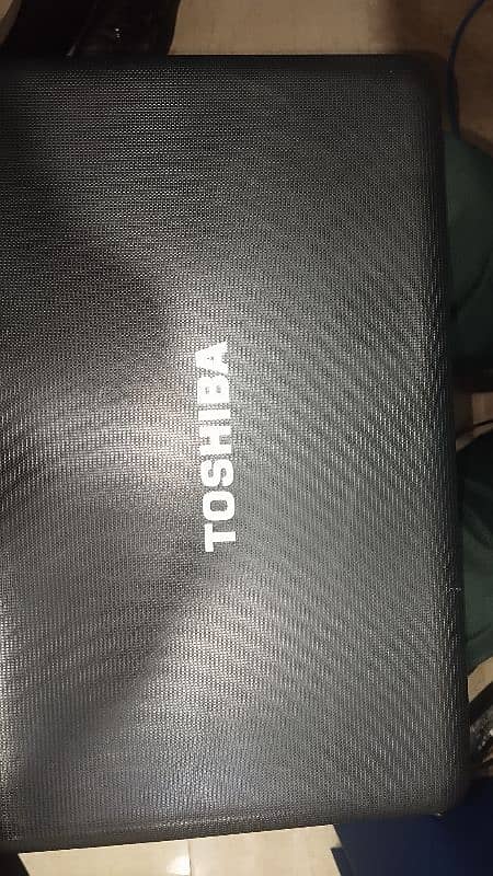 Toshiba Satellite Pro C850-1 HE 0