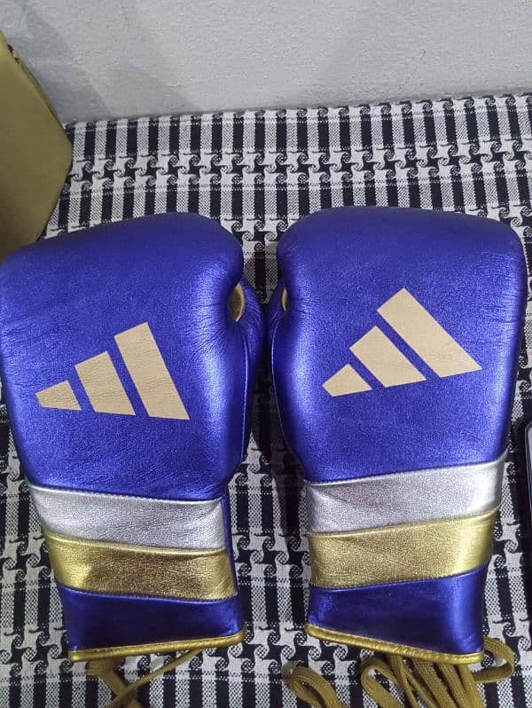 Adidas Original Boxing Gloves and Head Guard Helmet 7