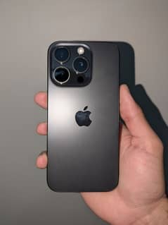 iPhone 15 Pro 100% Health